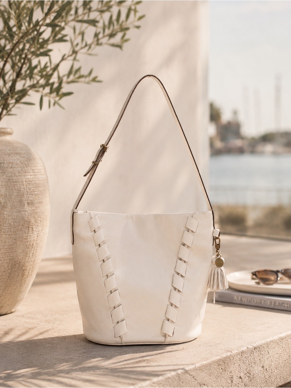 The Sak Cream Leather Bucket Bag Tassel Shoulder Bag Boho Minimalist - Picture 13 of 13